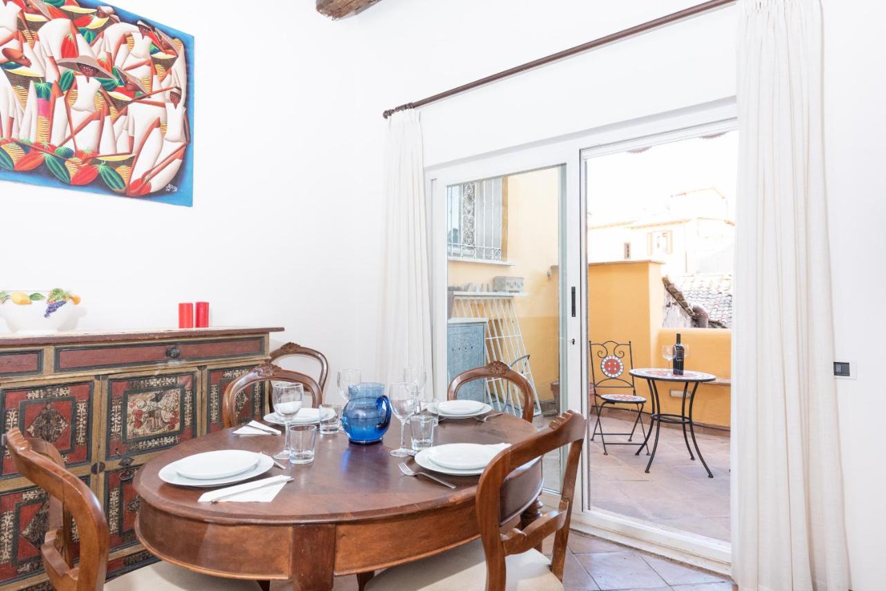 Stunning Campo De Fiori Apartment With Terrace Rome Exterior photo